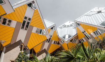 案例中心-开平市科固卫浴有限公司-荷兰-鹿特丹立体方块屋